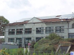 Photovoltaikanlage auf dem Dach der WAL-Schule