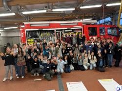 Gruppenbild aller Teilnehmenden